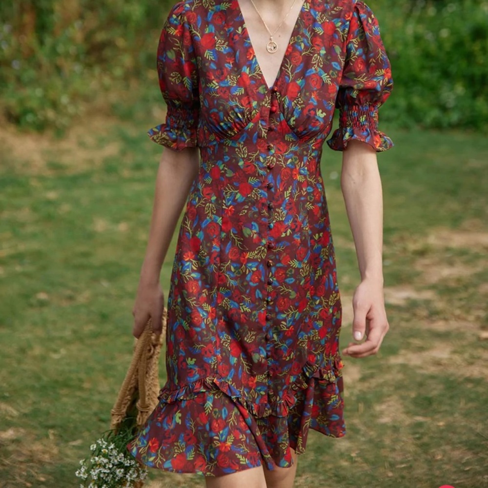 Simple Retro Kora Floral Printed Midi Dress in Apricot